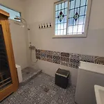 Lejlighed Sunny Panorama Flat Near Castle With Balcony