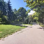 Lejlighed Sunny Panorama Flat Near Castle With Balcony *