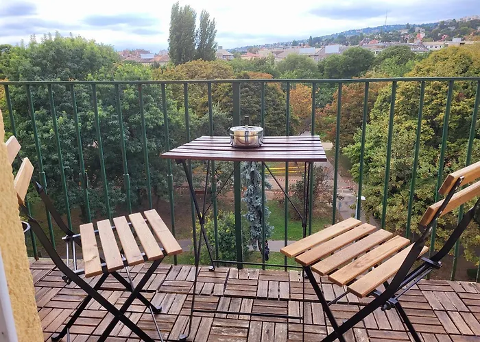 Sunny Panorama Flat Near Castle With Balcony *